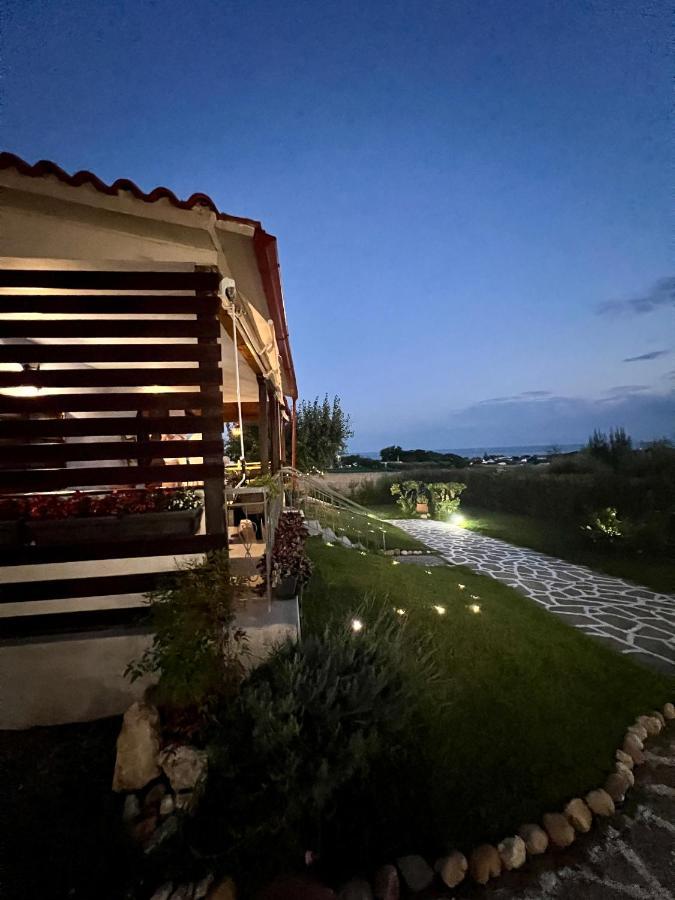 Anastasias Cottage Неа-Ираклия Экстерьер фото