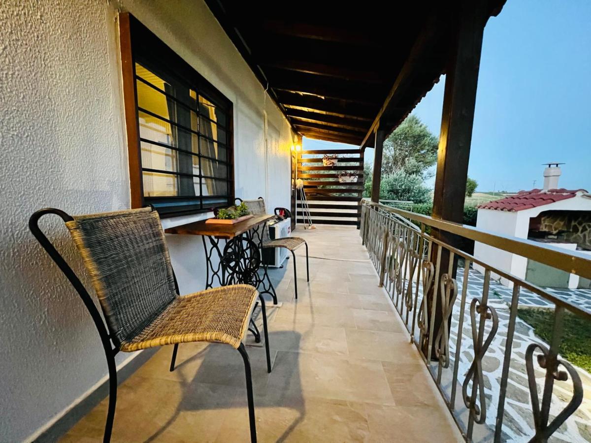 Anastasias Cottage Неа-Ираклия Экстерьер фото